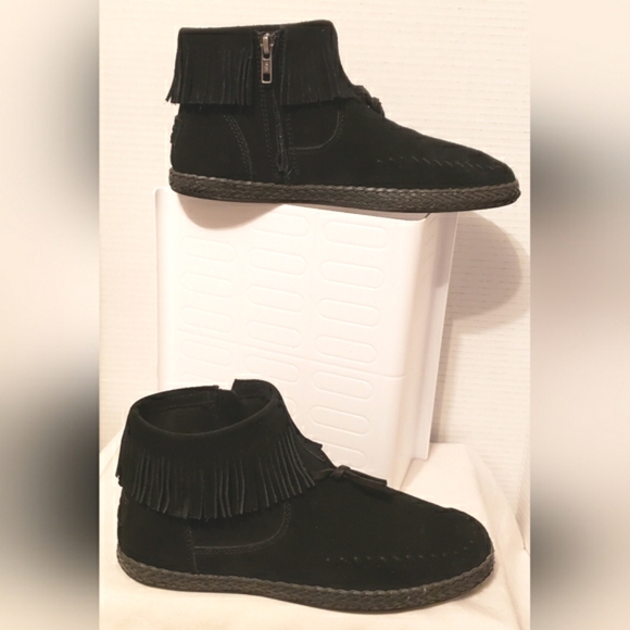 UGG Kennadi Suede Ankle Booties Boho Hard Sole Moccasins Fringe Black 8.5 - Picture 13 of 13